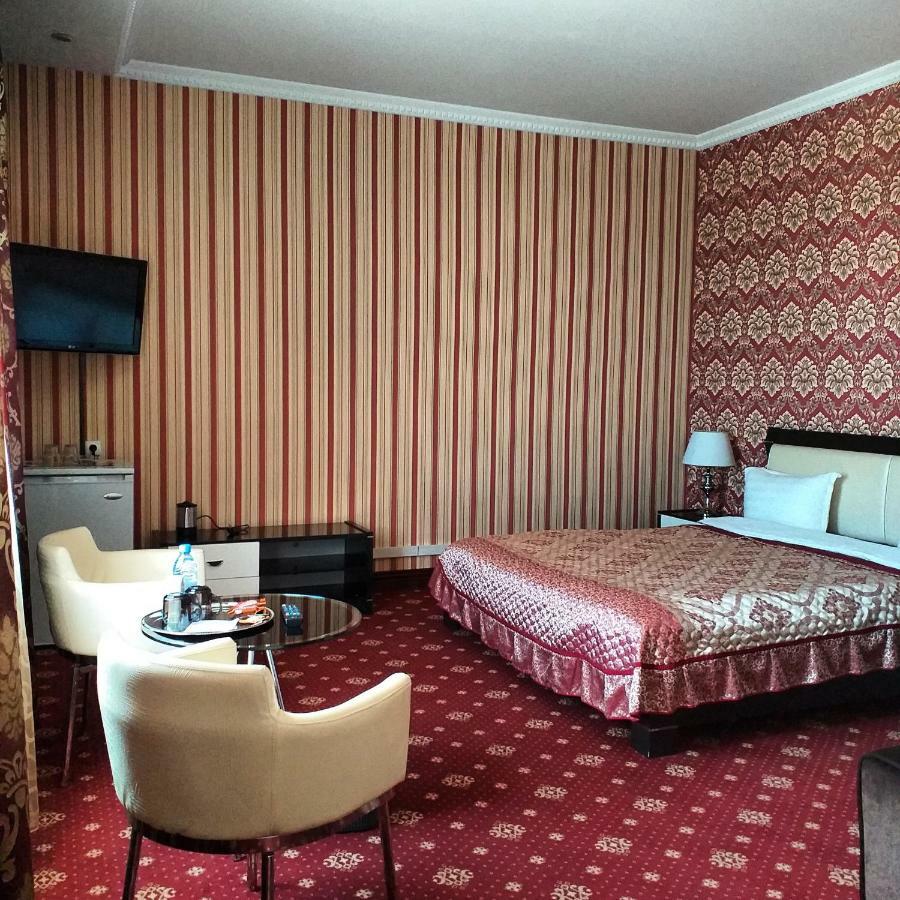 Seoul Hotel シムケント エクステリア 写真