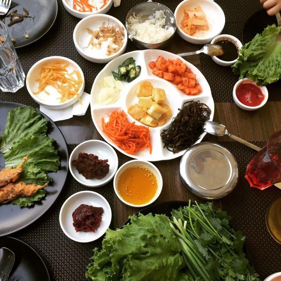Seoul Hotel シムケント エクステリア 写真
