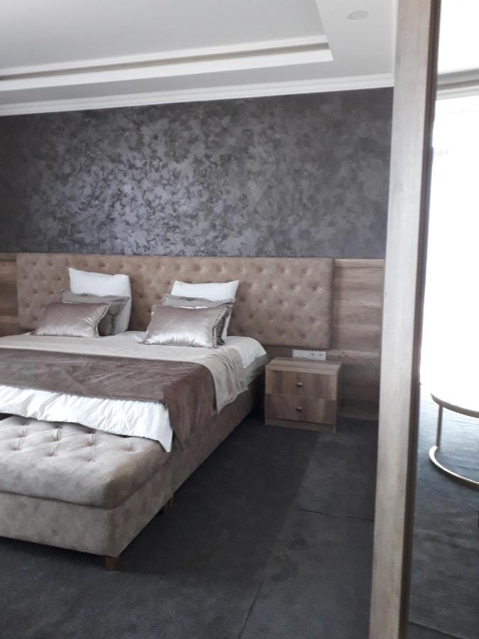 Seoul Hotel シムケント エクステリア 写真